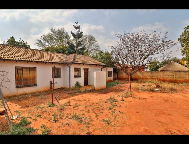 3 BEDROOM HOUSE FOR SALE IN CLARINA